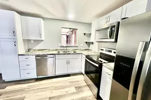 10201 N 99th Ave, Peoria, AZ 85345 - Photo 8