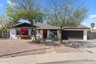 932 W Los Lagos Vista Ave, Mesa, AZ 85210 - Photo 1