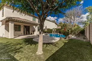 917 E Furness Dr, Gilbert, AZ 85297 - Photo 40