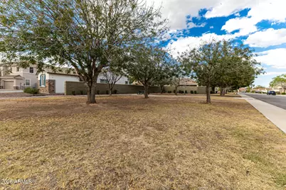 917 E Furness Drive, Gilbert, AZ 85297 - Photo 44