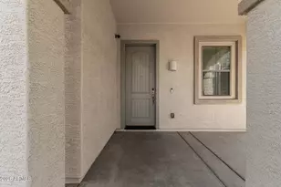 917 E Furness Dr, Gilbert, AZ 85297 - Photo 8