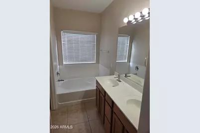 14195 W Hearn Road, Surprise, AZ 85379 - Photo 20