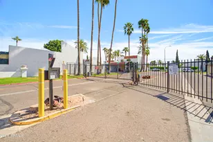 4919 E Edgemont Ave, Phoenix, AZ 85008 - Photo 24