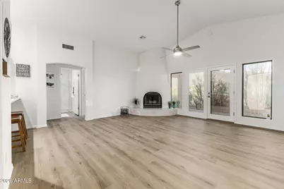 368 N Mountain View Road, Apache Junction, AZ 85119 - Photo 8