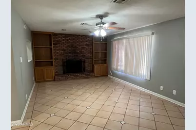 17825 N 27th Drive, Phoenix, AZ 85053 - Photo 8