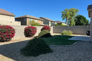 6734 W Blackstone Ln, Peoria, AZ 85383 - Photo 40