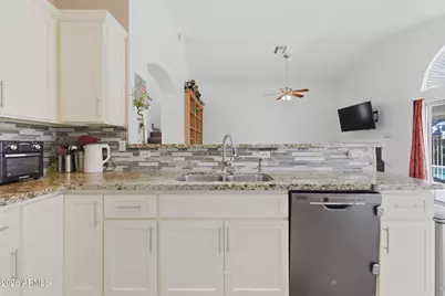 8371 W Villa Rita Drive, Peoria, AZ 85382 - Photo 14