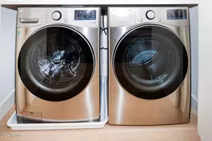 6900 E 1st Ave, Scottsdale, AZ 85251 - Photo 22