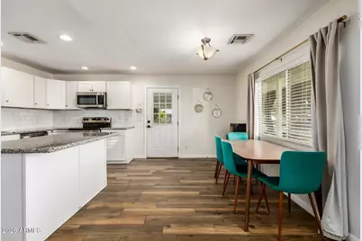 51 N Cottonwood Drive, Gilbert, AZ 85234 - Photo 12