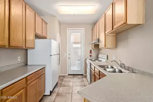 9108 E Gable Ave, Mesa, AZ 85209 - Photo 10