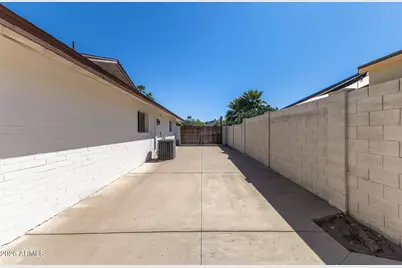 3504 E De Poe Lane, Phoenix, AZ 85028 - Photo 48