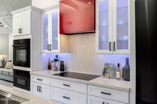 8541 E Thomas Rd, Scottsdale, AZ 85251 - Photo 16