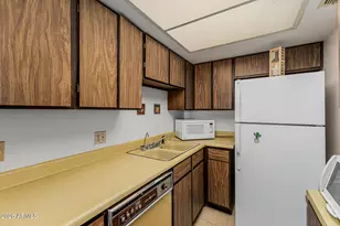 7920 E Camelback Rd, Scottsdale, AZ 85251 - Photo 10