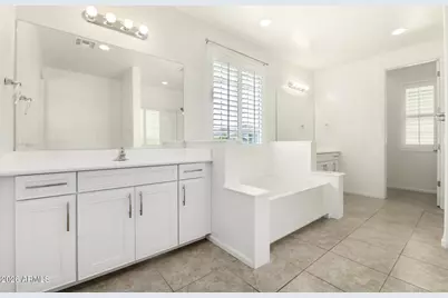 1527 W Windhaven Avenue, Gilbert, AZ 85233 - Photo 10