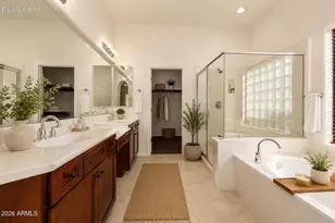 2416 W Kachina Trail, Phoenix, AZ 85041 - Photo 12
