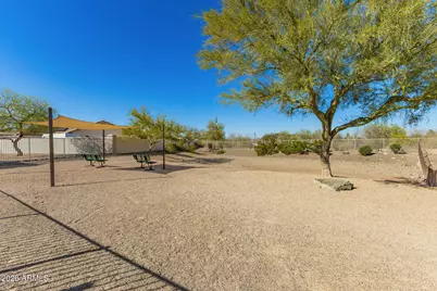 2416 W Kachina Trail, Phoenix, AZ 85041 - Photo 58