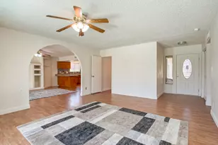 12637 N Columbine Dr, Phoenix, AZ 85029 - Photo 4