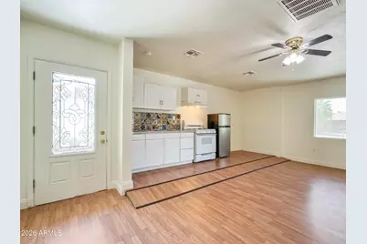 12637 N Columbine Drive, Phoenix, AZ 85029 - Photo 10