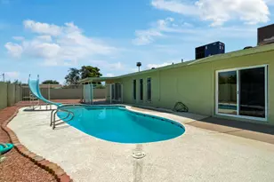 12637 N Columbine Dr, Phoenix, AZ 85029 - Photo 30