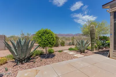 3301 S Goldfield Road #4027, Apache Junction, AZ 85119 - Photo 10