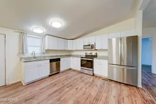 649 W Kaniksu St, Apache Junction, AZ 85120 - Photo 14