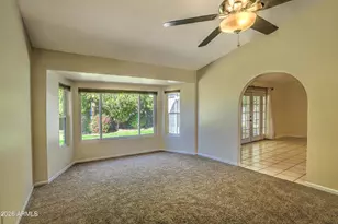 3136 W Tierra Buena Ln, Phoenix, AZ 85053 - Photo 12