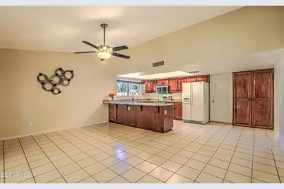 3136 W Tierra Buena Lane, Phoenix, AZ 85053 - Photo 6