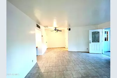 2945 N 19th Avenue #70, Phoenix, AZ 85015 - Photo 2