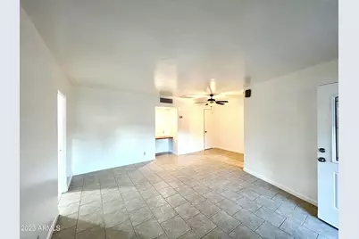 2945 N 19th Avenue #Unit 70, Phoenix, AZ 85015 - Photo 1