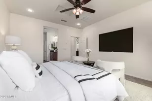 10747 W Rowel Road W, Peoria, AZ 85383 - Photo 12