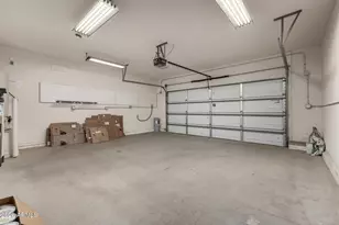 10747 W Rowel Road W, Peoria, AZ 85383 - Photo 32