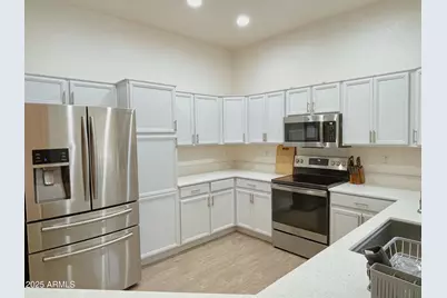 8144 W Beck Lane, Peoria, AZ 85382 - Photo 12