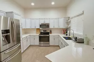 8144 W Beck Ln, Peoria, AZ 85382 - Photo 10