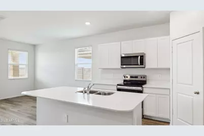 25132 N 184th Lane, Wittmann, AZ 85361 - Photo 2