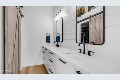 1045 E Sunburst Lane, Tempe, AZ 85284 - Photo 18