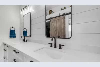 1045 E Sunburst Lane, Tempe, AZ 85284 - Photo 20