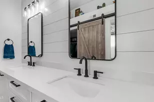 1045 E Sunburst Ln, Tempe, AZ 85284 - Photo 20