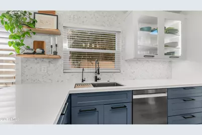 1045 E Sunburst Lane, Tempe, AZ 85284 - Photo 12