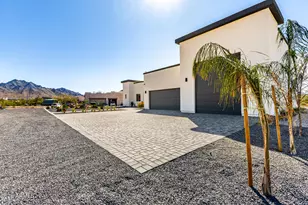 8296 S 132nd Ave, Goodyear, AZ 85338 - Photo 4