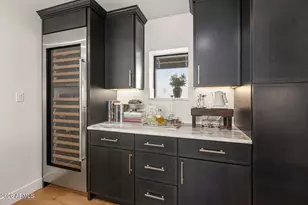 7328 E Tuckey Ln, Scottsdale, AZ 85250 - Photo 10