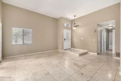 9117 E Captain Dreyfus Avenue, Scottsdale, AZ 85260 - Photo 6