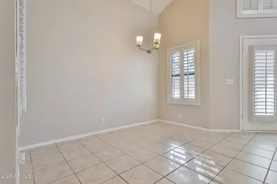 1047 E Sunburst Lane, Tempe, AZ 85284 - Photo 4