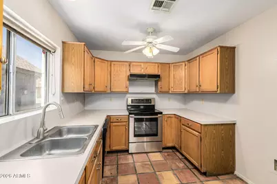 10115 W Medlock Drive, Glendale, AZ 85307 - Photo 10