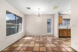 10115 W Medlock Dr, Glendale, AZ 85307 - Photo 8