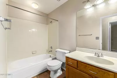 10115 W Medlock Drive, Glendale, AZ 85307 - Photo 22