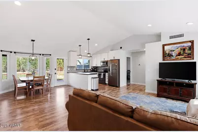 6016 W Kings Avenue, Glendale, AZ 85306 - Photo 4