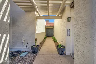 25243 S Cloverland Dr, Sun Lakes, AZ 85248 - Photo 4
