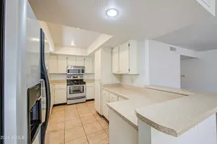 25243 S Cloverland Dr, Sun Lakes, AZ 85248 - Photo 12