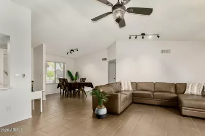 5815 E Evans Drive, Scottsdale, AZ 85254 - Photo 2