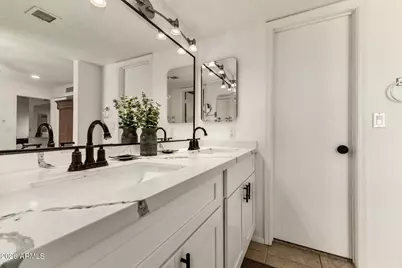 5815 E Evans Drive, Scottsdale, AZ 85254 - Photo 12